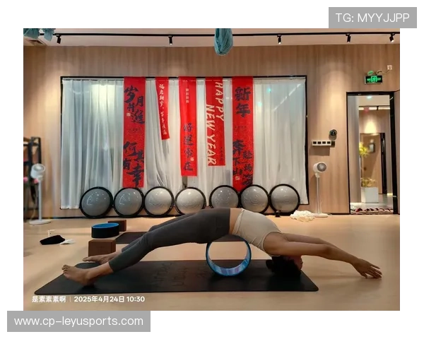 _星空中瑜伽：与银河同行的片刻宁静_，空中瑜伽音乐歌曲