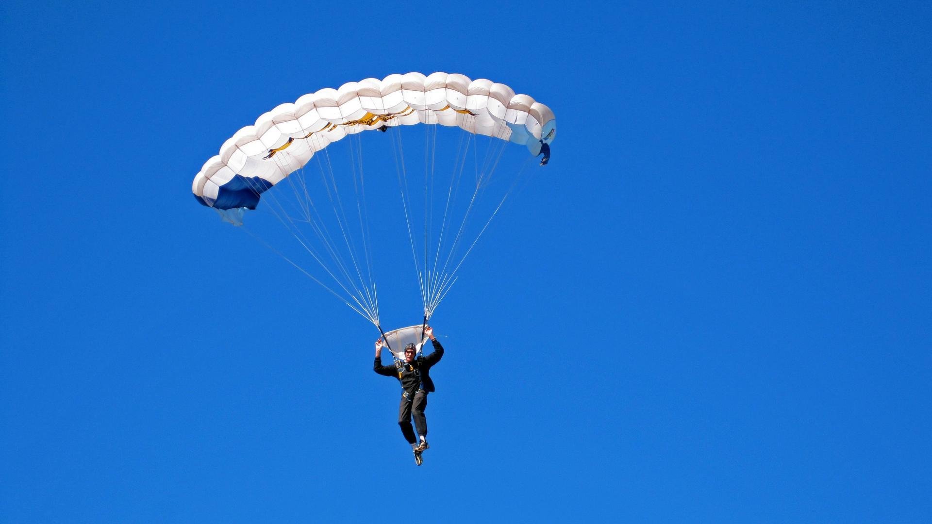 中国篮球专家访谈聚焦体教融合政策下的新发展路径，国家体育总局篮球教练员培训